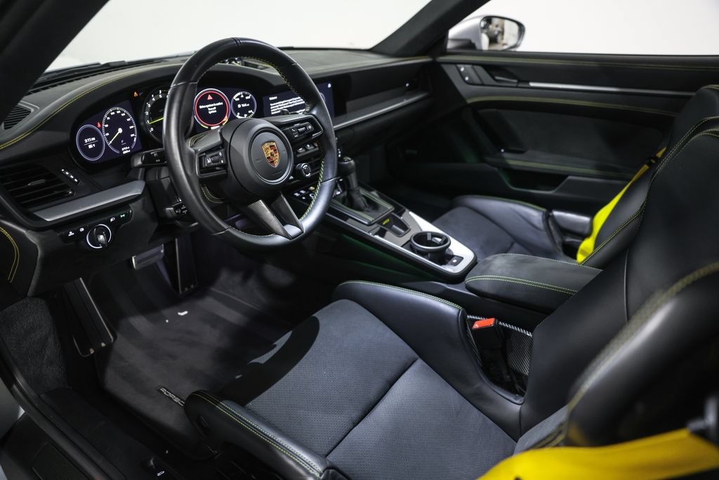 Used 2022 Porsche 911 GT3 RWD image 27