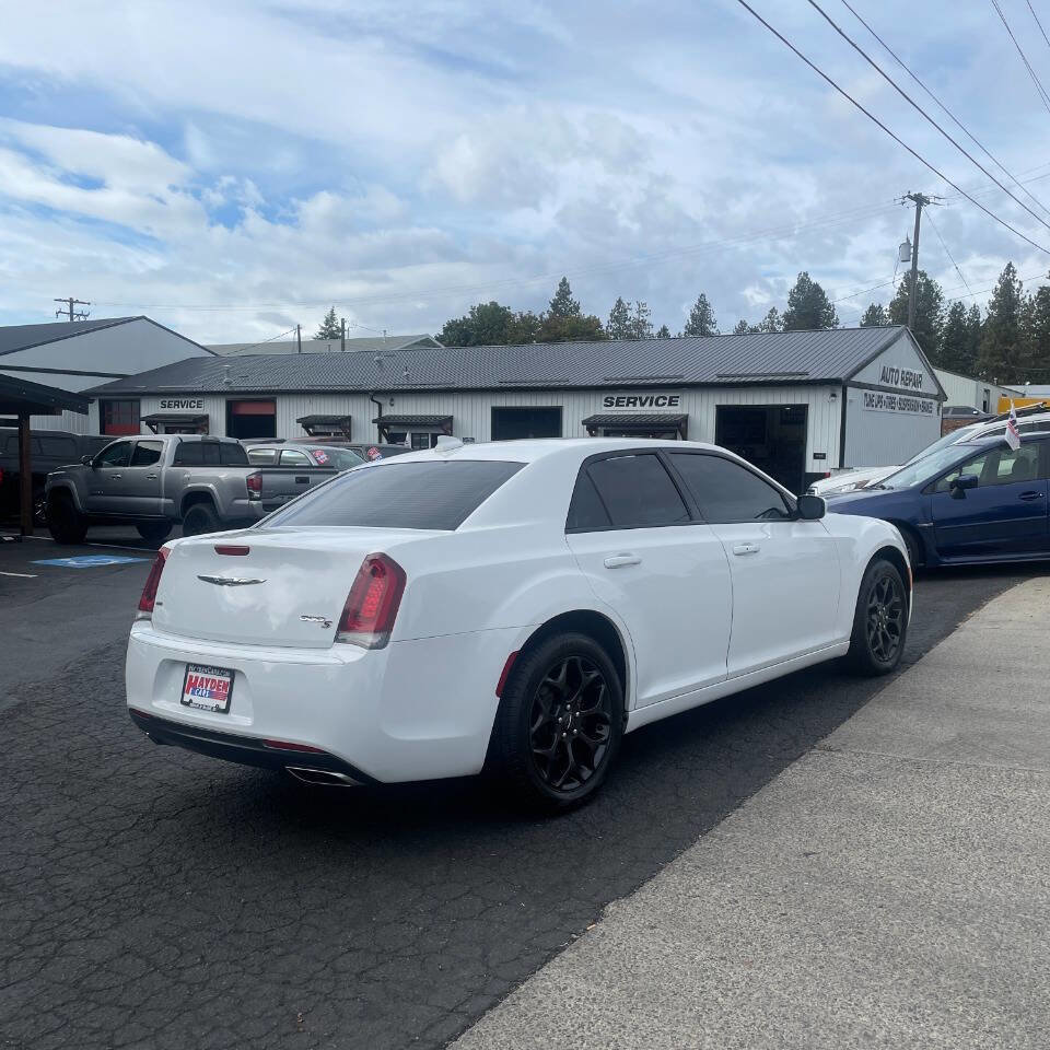 Used 2019 Chrysler 300 S image 6
