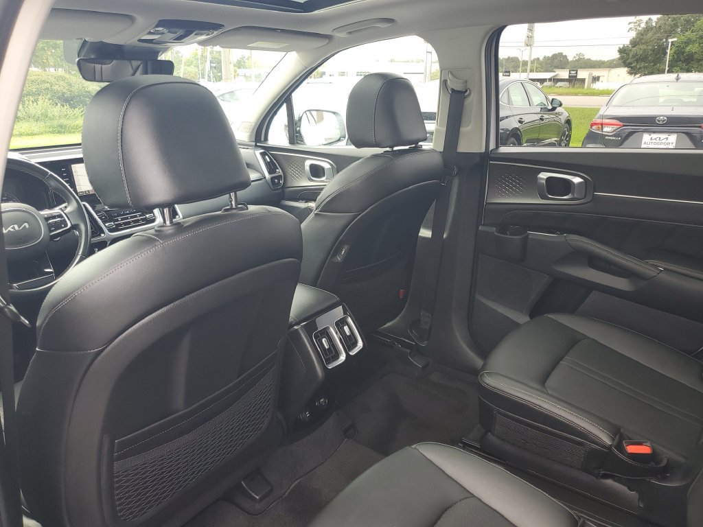 Used 2022 Kia Sorento SX FWD image 24