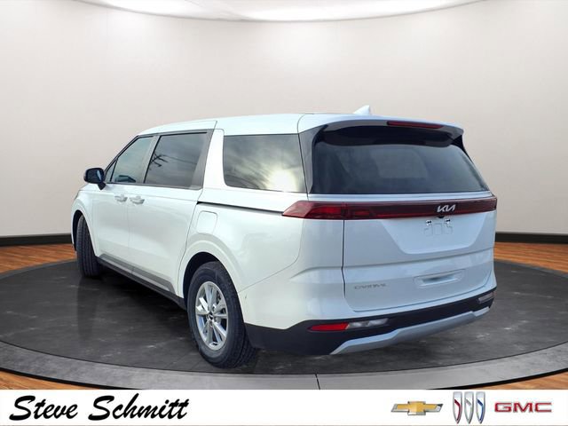 Used 2024 Kia Carnival LX image 3