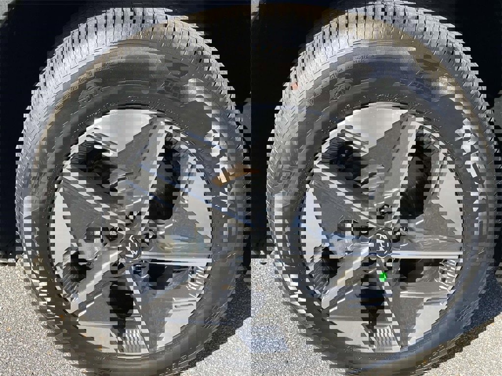 New 2025 Hyundai Tucson SEL image 5