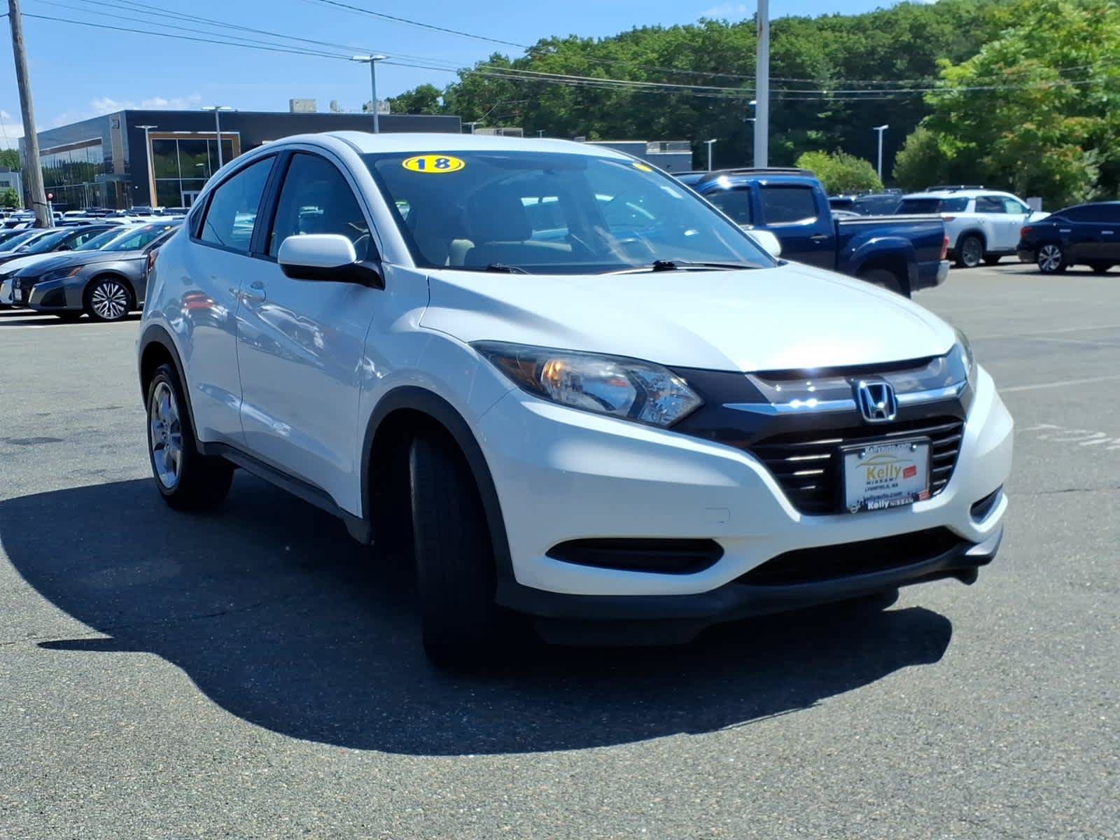 Used 2018 Honda HR-V LX image 3