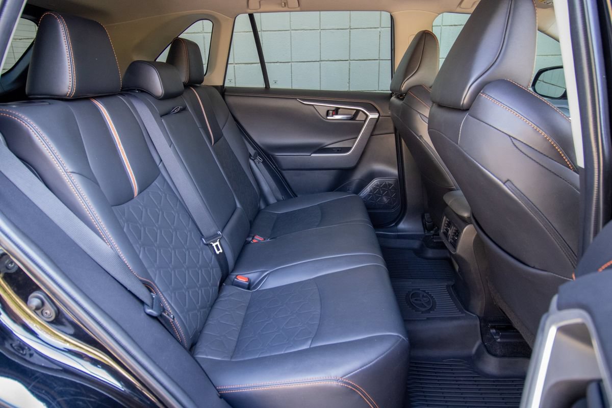 Used 2021 Toyota RAV4 Adventure AWD/4WD image 19