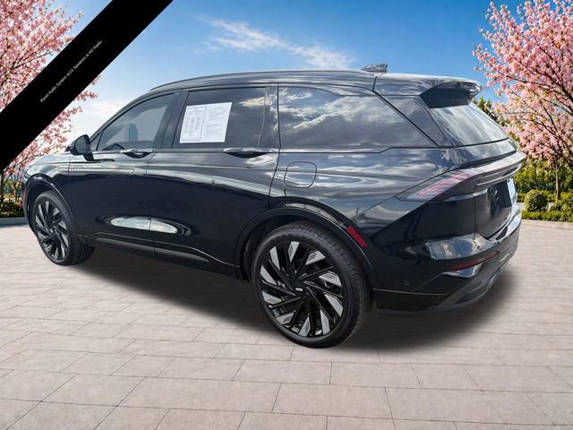 Used 2024 Lincoln Nautilus Reserve w/ Equipment Group 202A AWD/4WD image 4