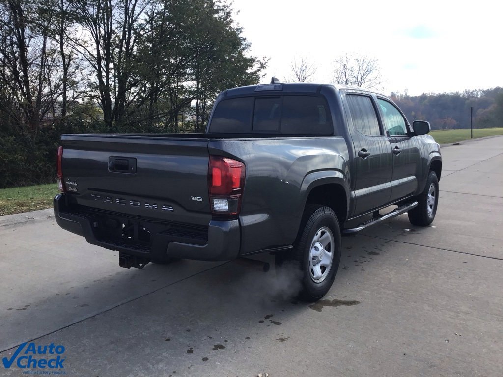 Used 2022 Toyota Tacoma SR image 3