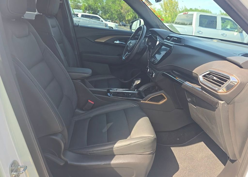 Used 2021 Chevrolet TrailBlazer ACTIV w/ Convenience Package FWD image 11