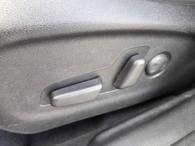Used 2019 Kia Sorento AWD V6 image 20