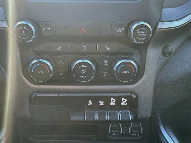 Used 2022 RAM 1500 Big Horn AWD/4WD image 16