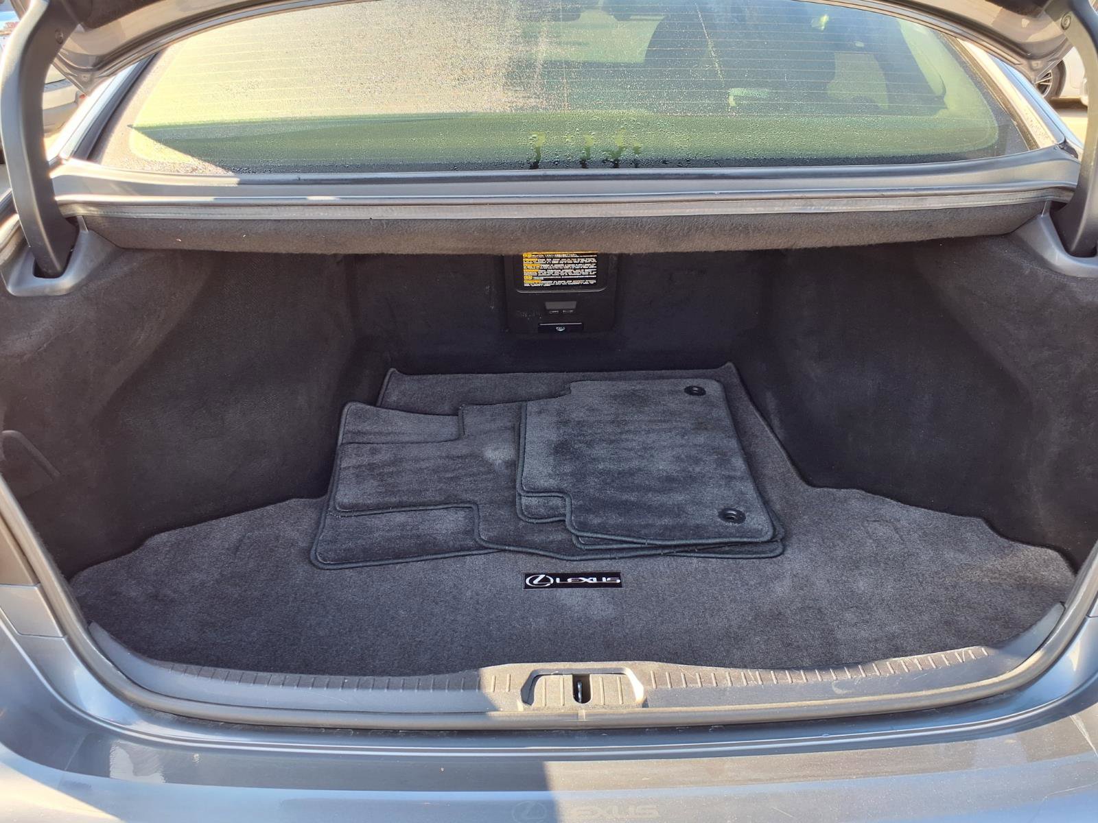 Used 2015 Lexus LS 460 w/ Comfort Package image 20