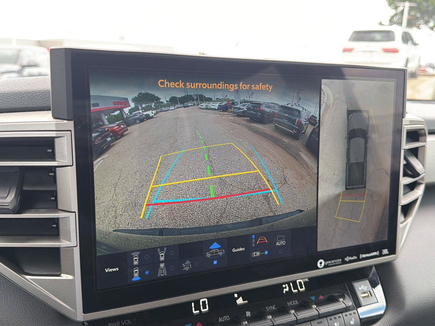 Used 2024 Toyota Tundra Limited AWD/4WD image 32
