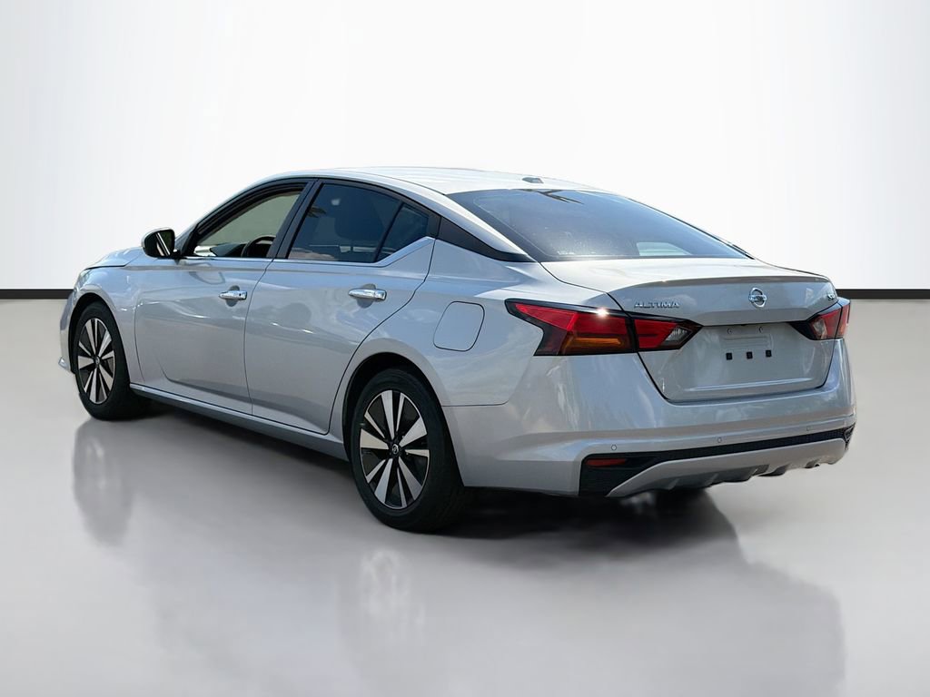 Used 2022 Nissan Altima 2.5 SV FWD image 8