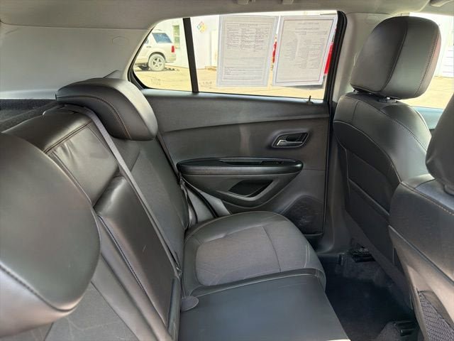 Used 2022 Chevrolet Trax LT w/ Driver Confidence Package AWD/4WD image 21