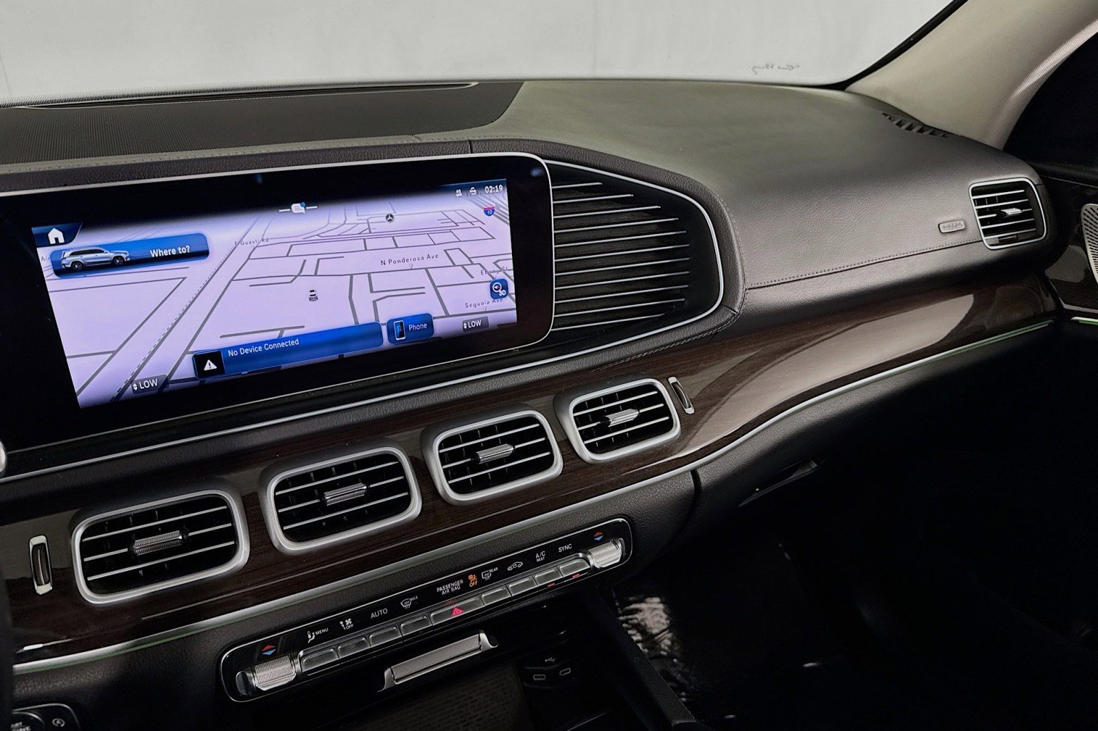 Used 2024 Mercedes-Benz GLS 450 4MATIC image 21