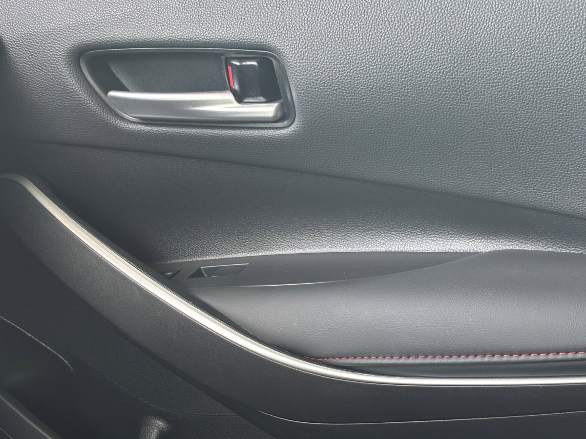 Used 2024 Toyota Corolla SE FWD image 30
