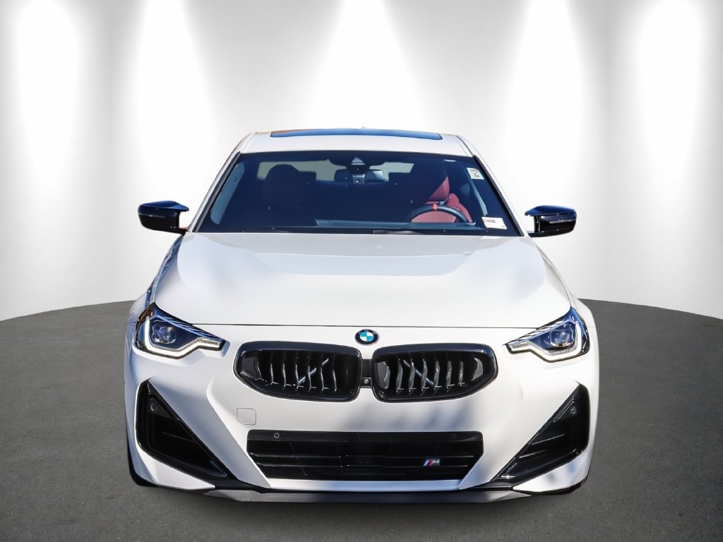 Used 2025 BMW M240i Coupe RWD image 2
