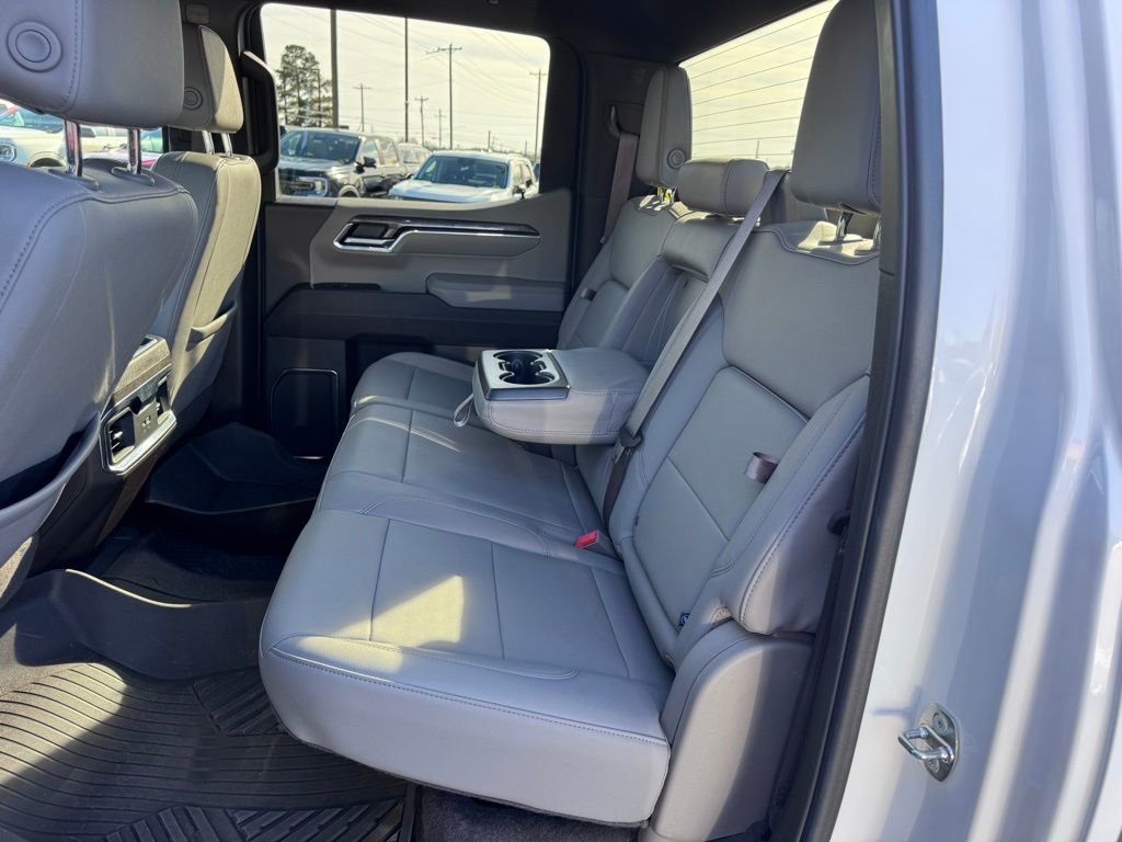 Used 2024 Chevrolet Silverado 1500 LTZ image 30