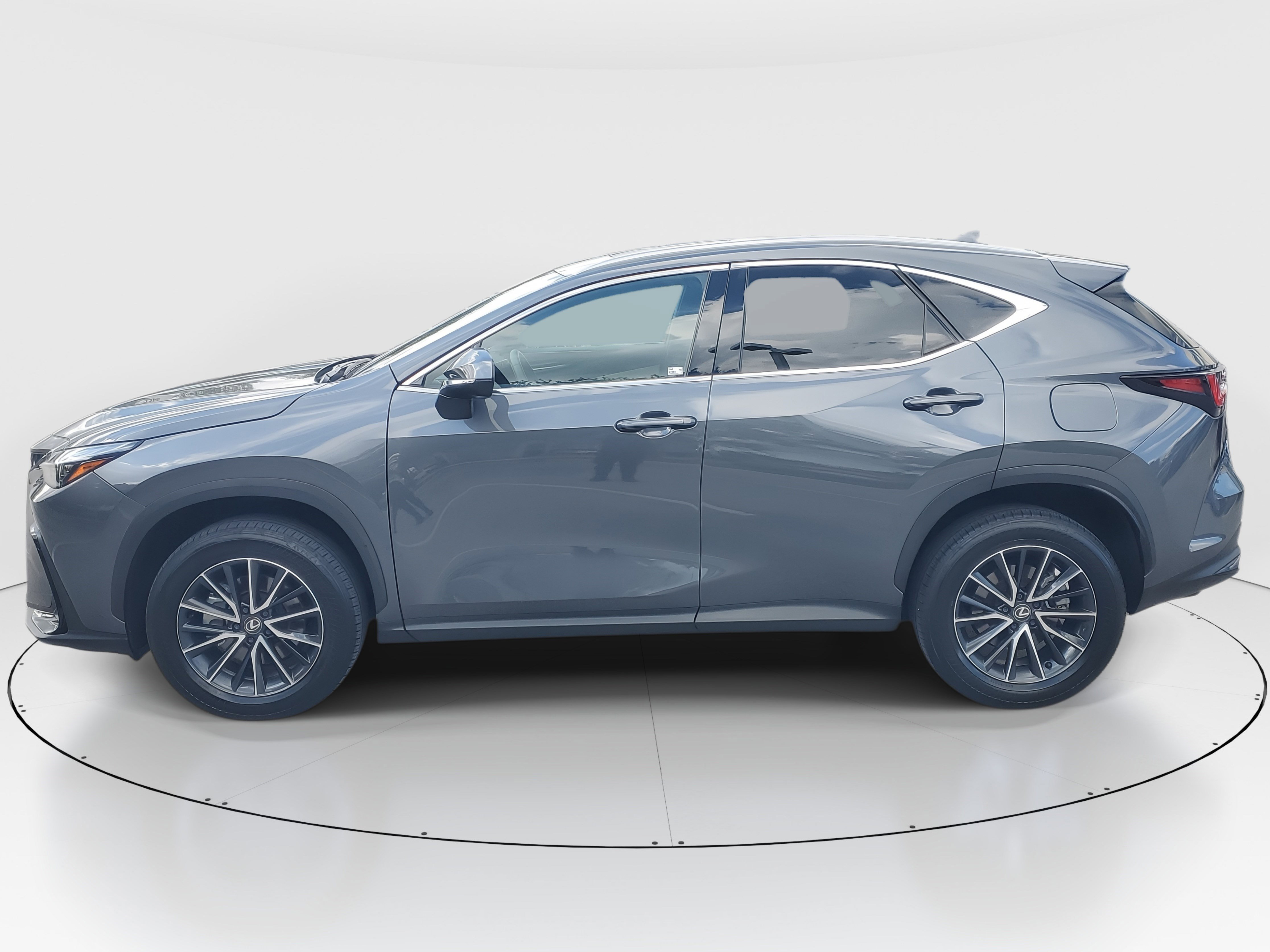 Used 2024 Lexus NX 250 NX 250 Premium image 6