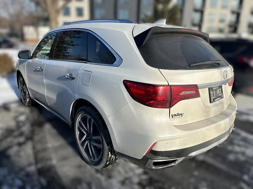 Used 2017 Acura MDX SH-AWD w/ Advance Package image 3