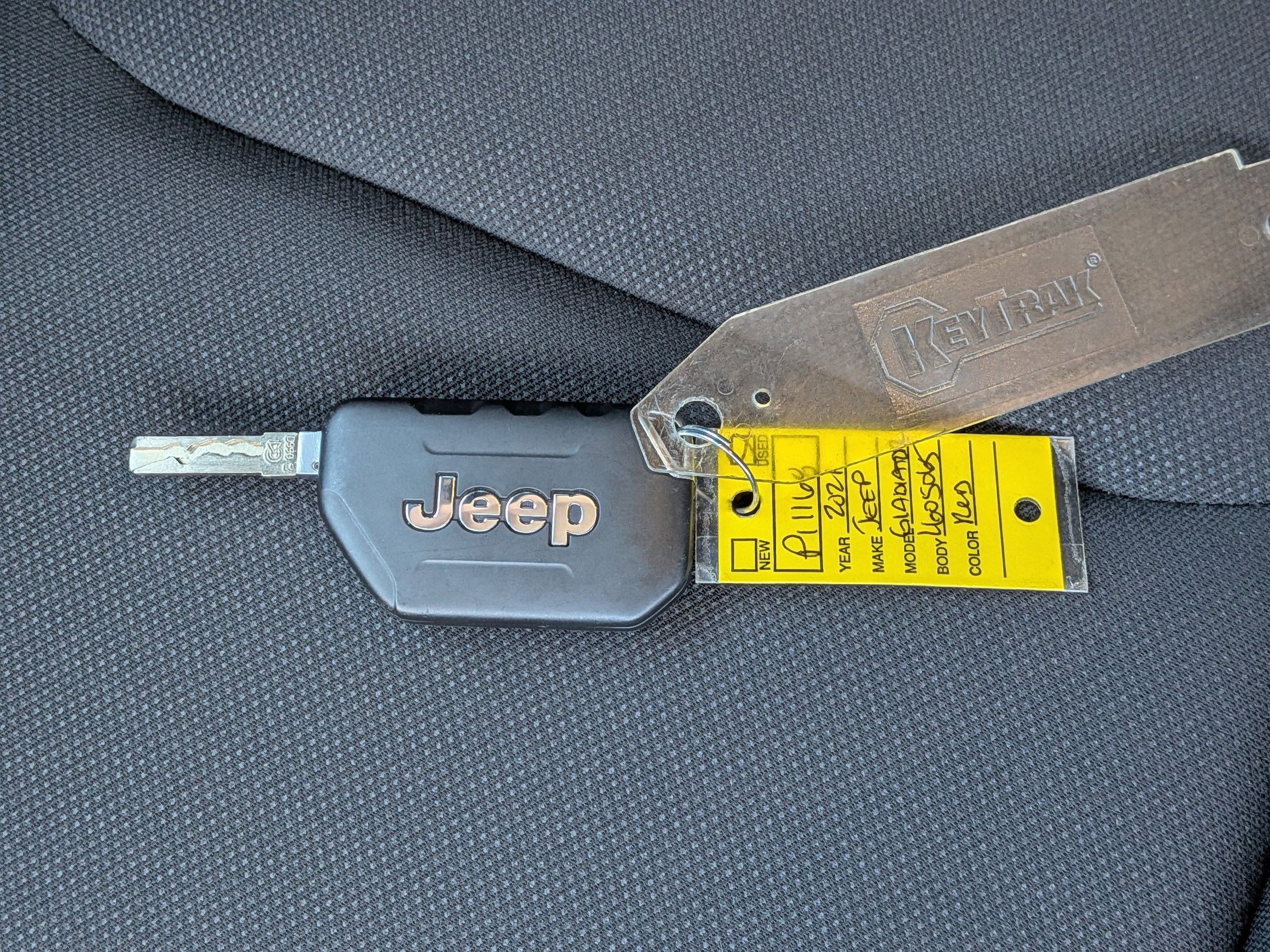 Used 2021 Jeep Gladiator Sport image 34