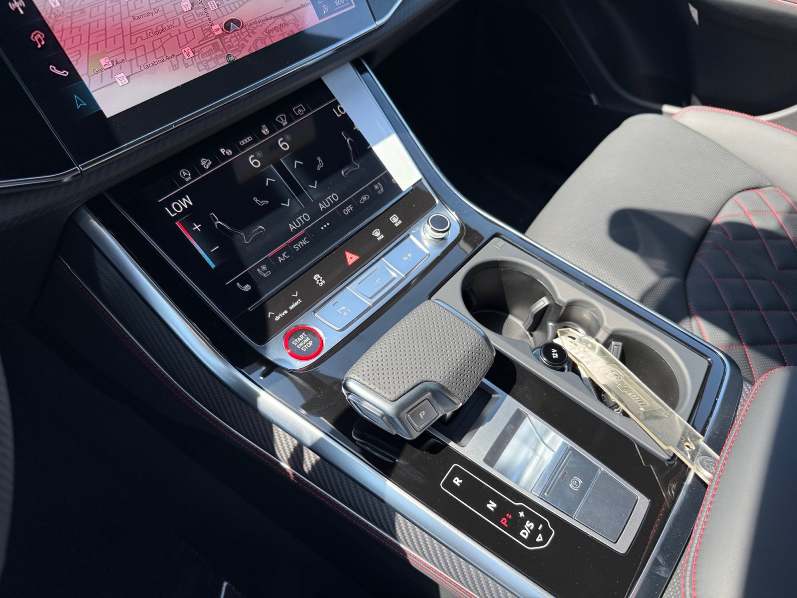 New 2026 Audi SQ8 Prestige AWD/4WD image 13