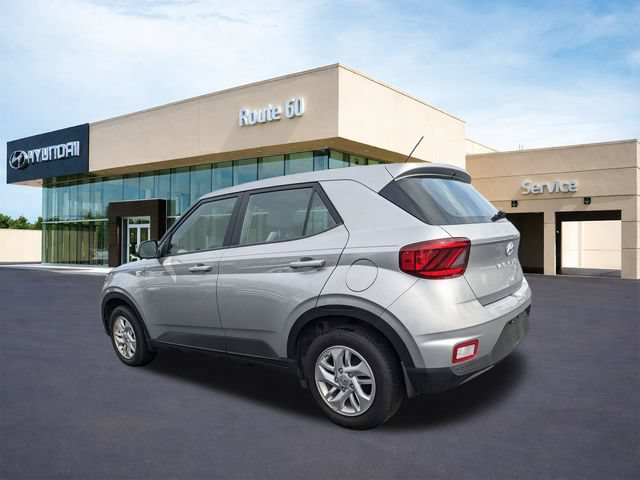 Used 2025 Hyundai Venue SE FWD image 6