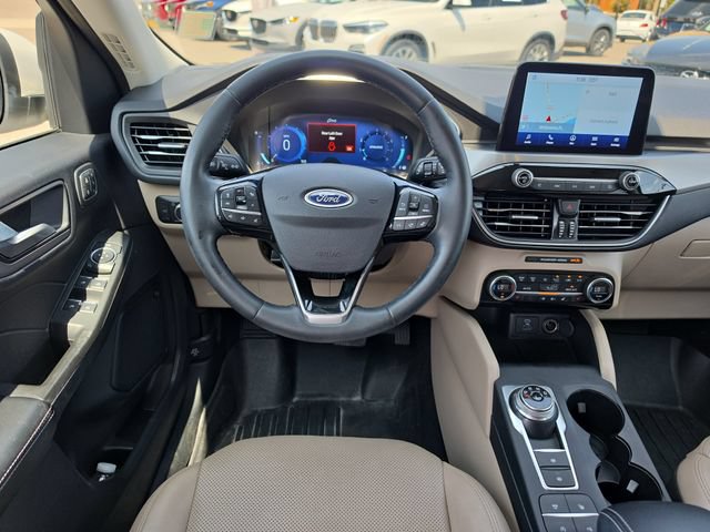 Used 2021 Ford Escape Titanium AWD/4WD image 10