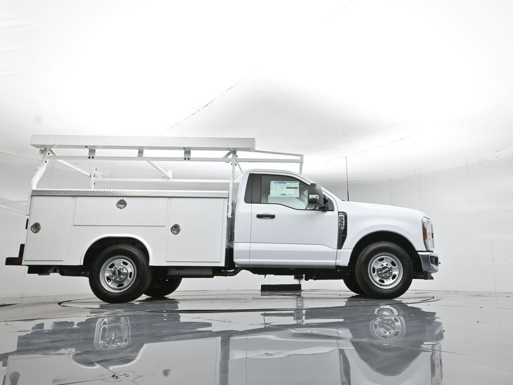 New 2026 Ford F350 XL w/ XL Chrome Package RWD image 56