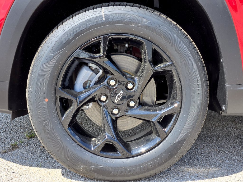 New 2026 Chevrolet Trax LT w/ Driver Confidence Package FWD image 10