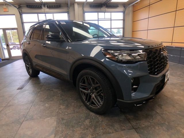 New 2025 Ford Explorer ST-Line