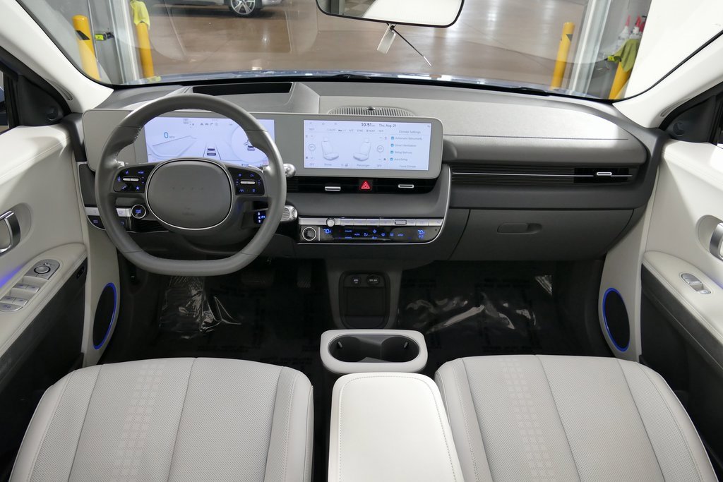 Used 2022 Hyundai Ioniq 5 Limited w/ Cargo Package image 26
