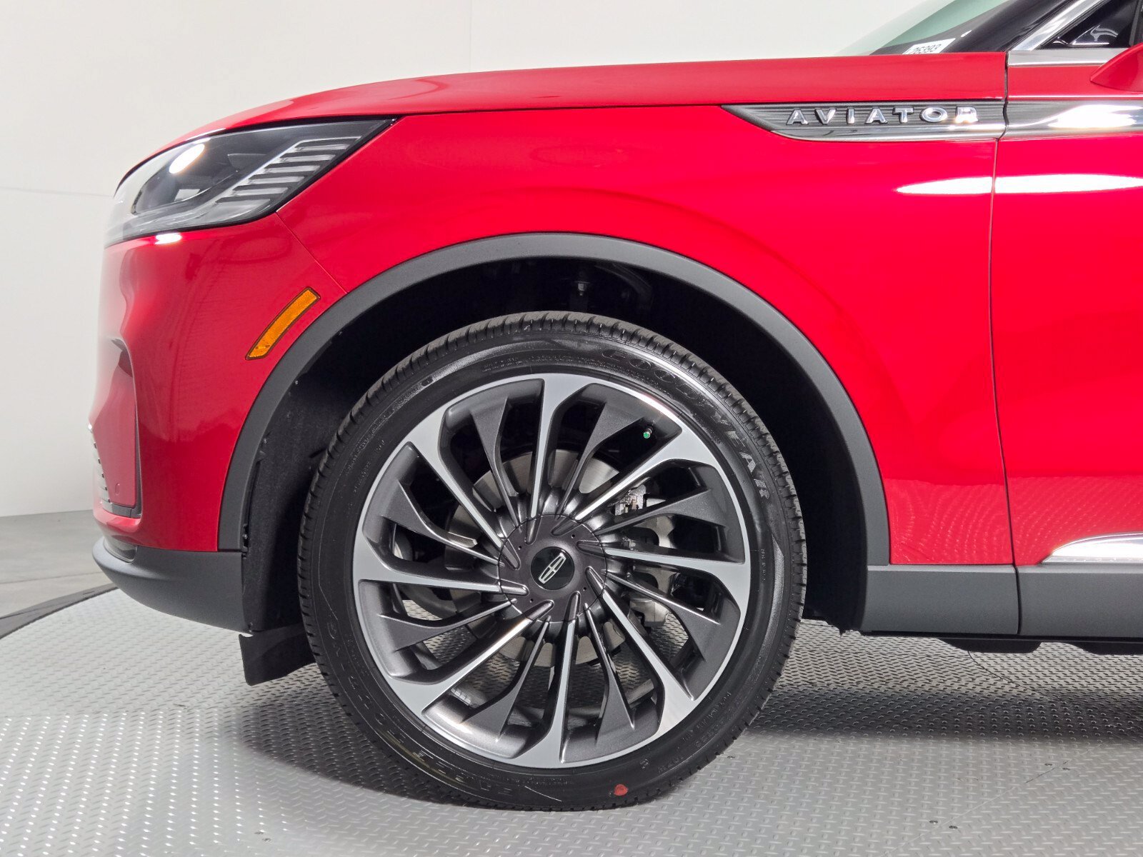New 2026 Lincoln Aviator Reserve w/ Illumination Package RWD image 11