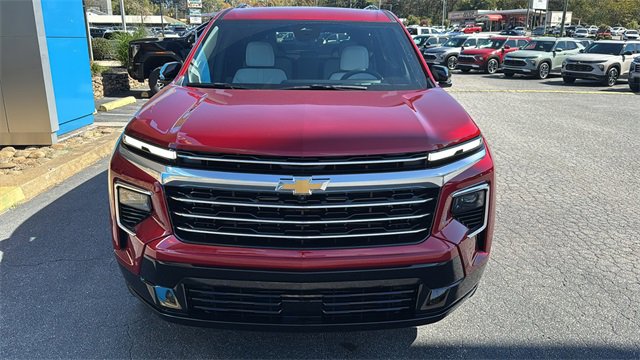 New 2026 Chevrolet Traverse High Country w/ LPO, Floor Liner Package image 2