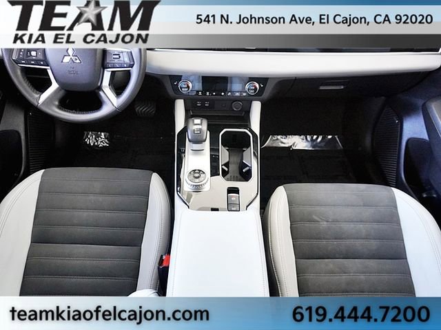 Used 2025 Mitsubishi Outlander SE AWD/4WD image 22