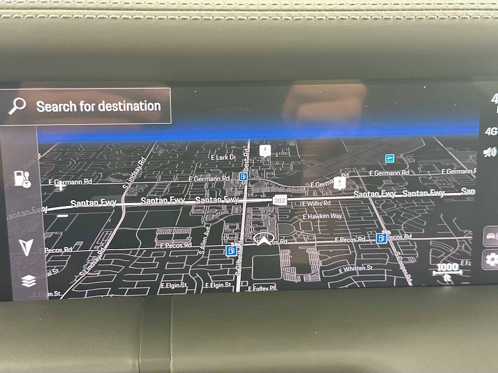 Certified 2025 Porsche Taycan image 18