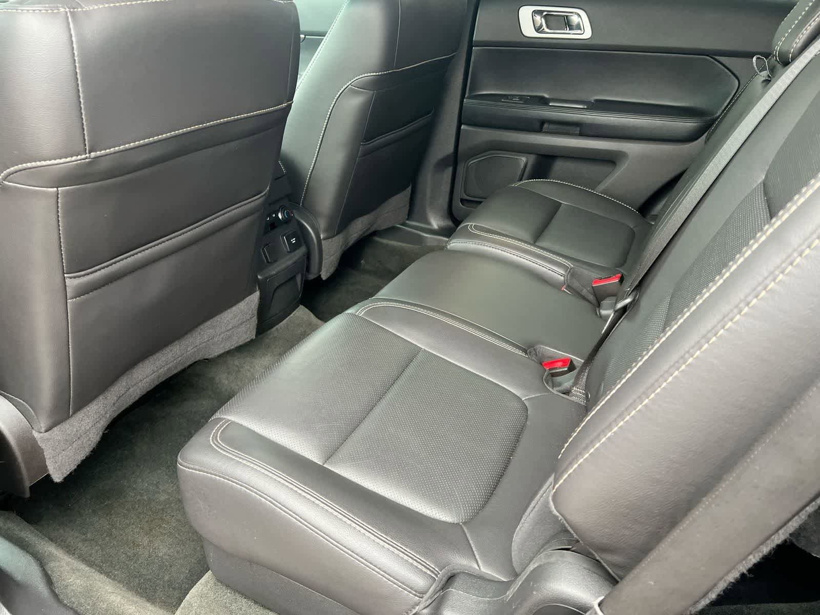 Used 2014 Ford Explorer Sport w/ Equipment Group 401A AWD/4WD image 18