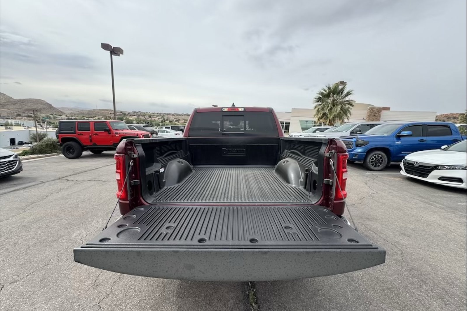 Used 2025 RAM 1500 Laramie image 4