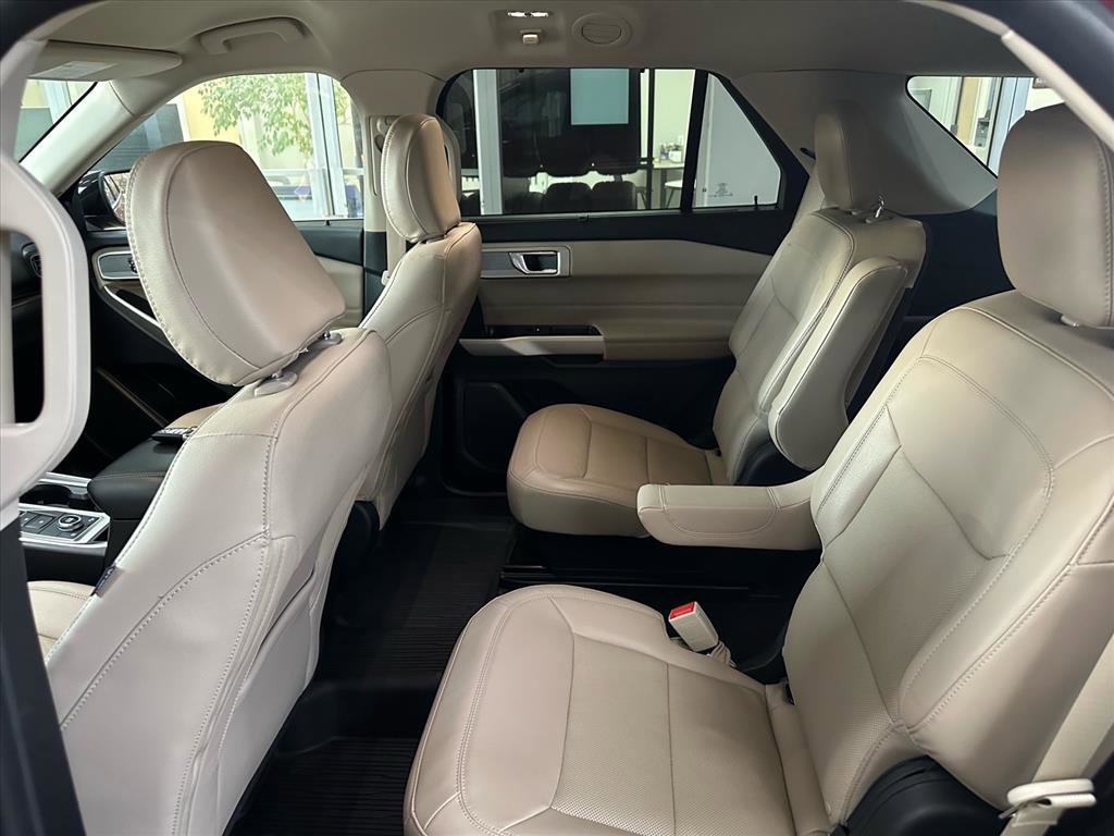 Certified 2022 Ford Explorer Limited w/ Equipment Group 301A image 24