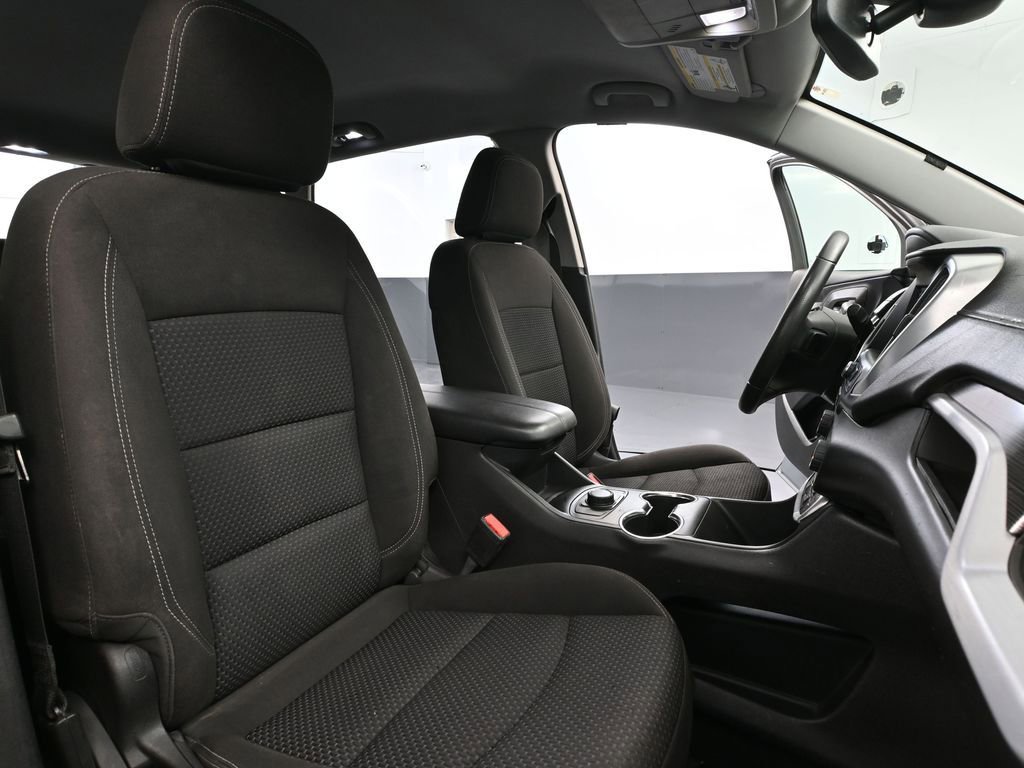 Used 2024 GMC Terrain SLE image 45