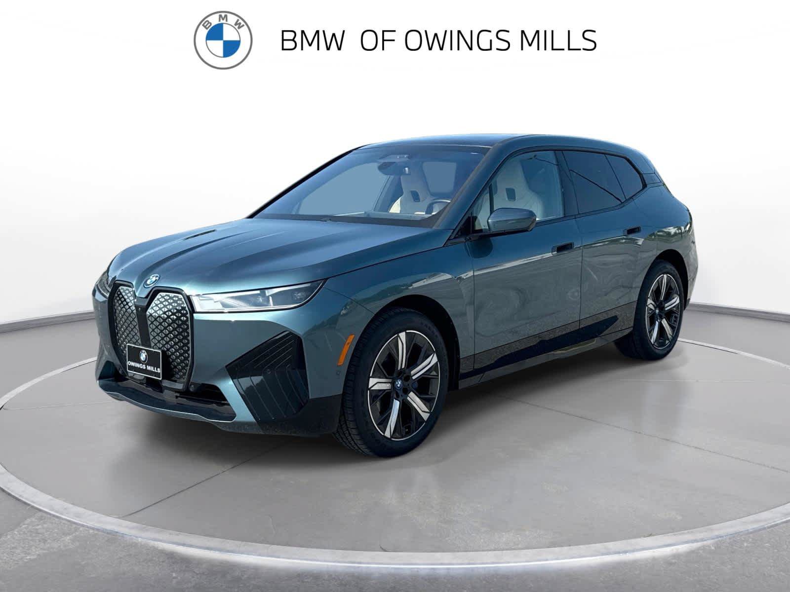 Used 2024 BMW iX xDrive50 w/ Sport Package AWD/4WD video 1