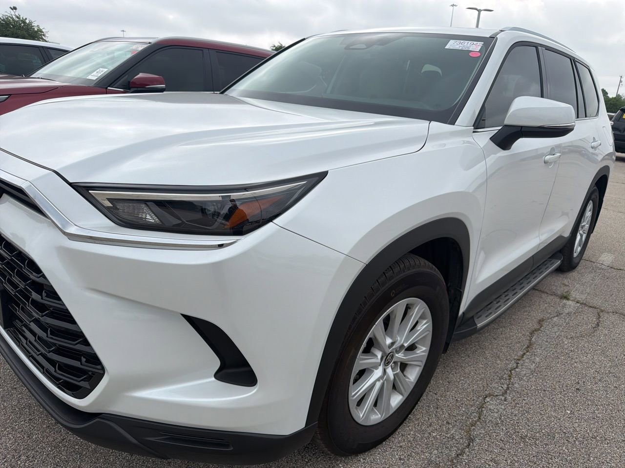 Used 2025 Toyota Grand Highlander AWD image 1