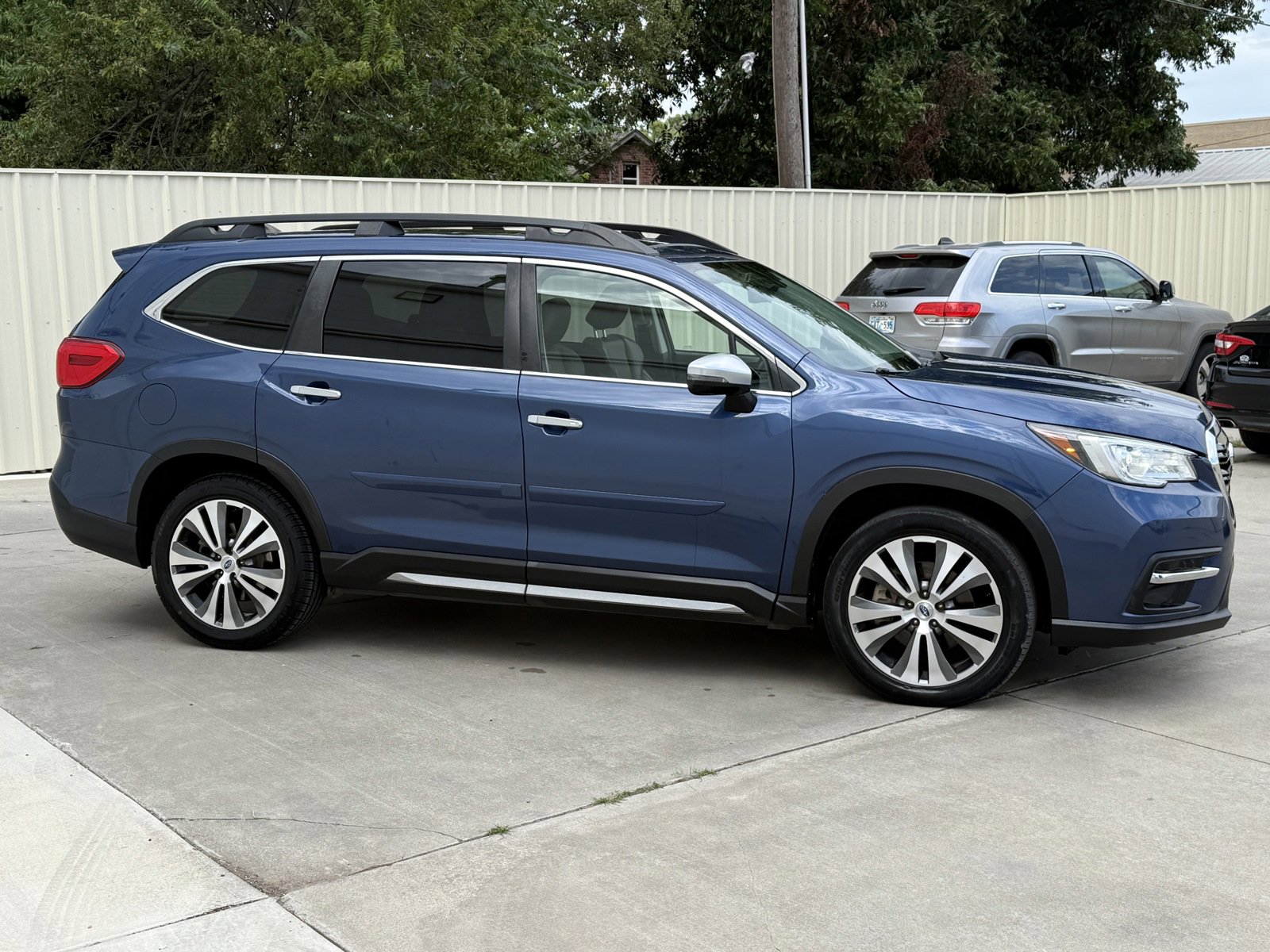 Used 2019 Subaru Ascent Touring image 8