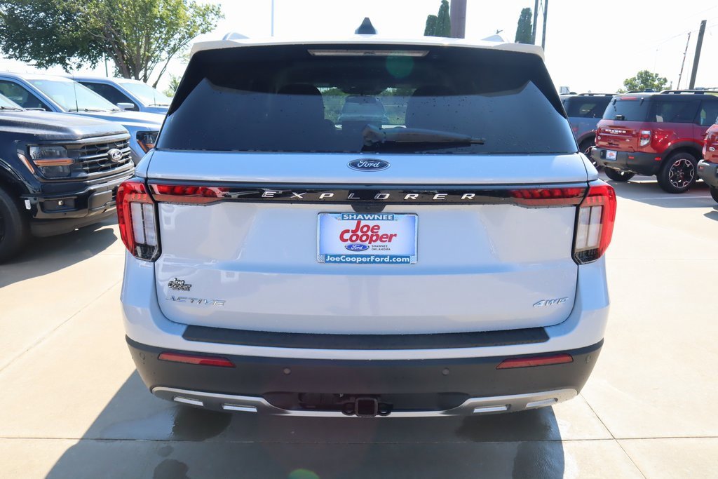 New 2025 Ford Explorer Active w/ Active Comfort Package image 23