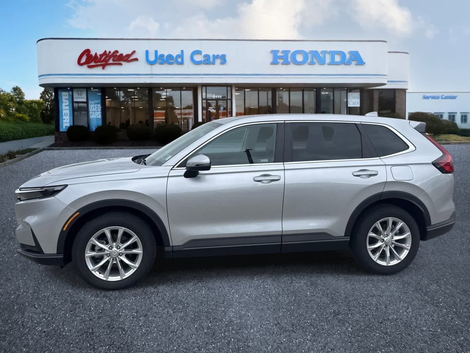 Used 2024 Honda CR-V EX image 3