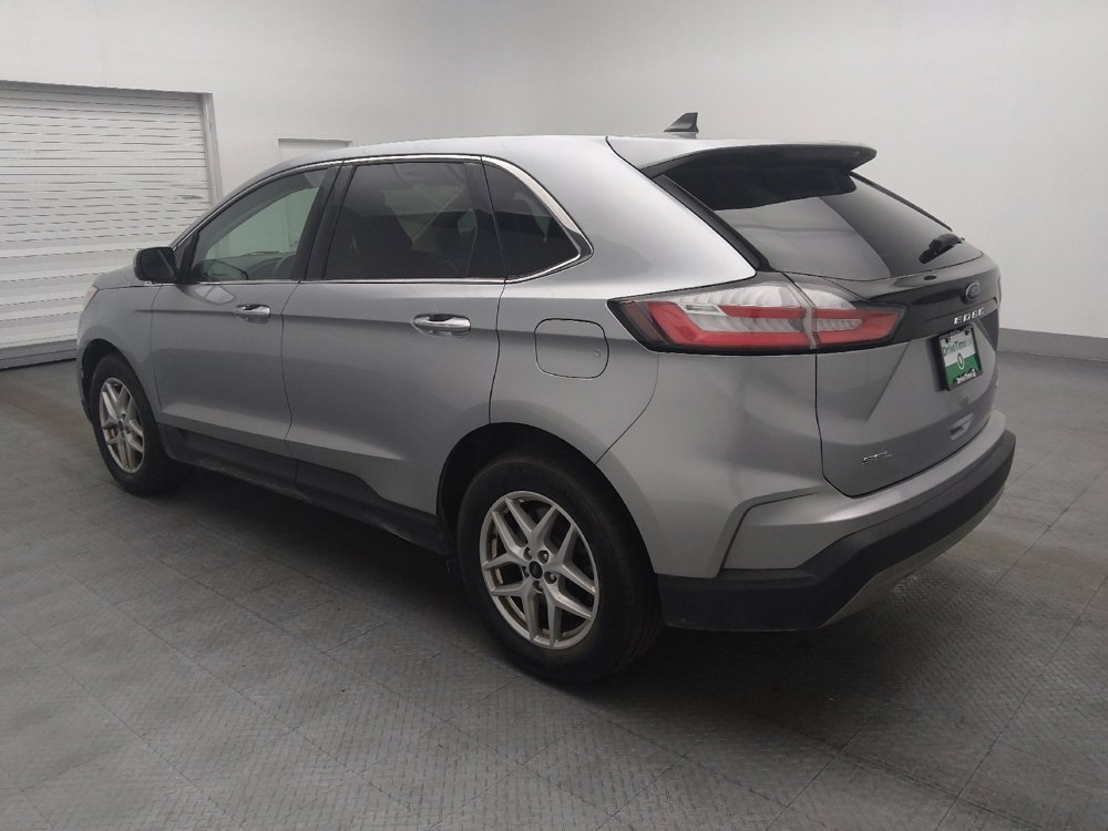Used 2024 Ford Edge SEL image 3