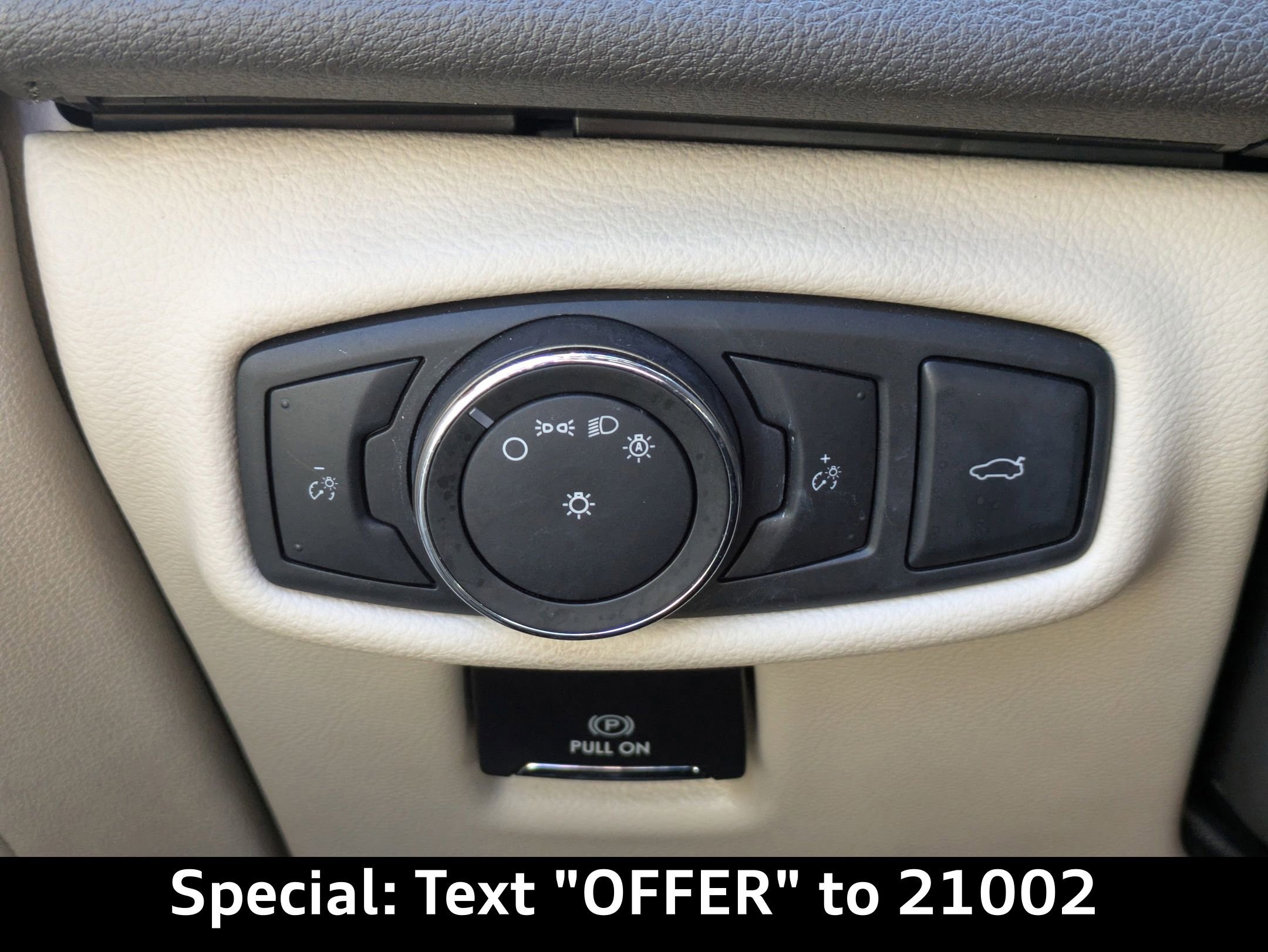 Used 2017 Lincoln MKZ Reserve image 25