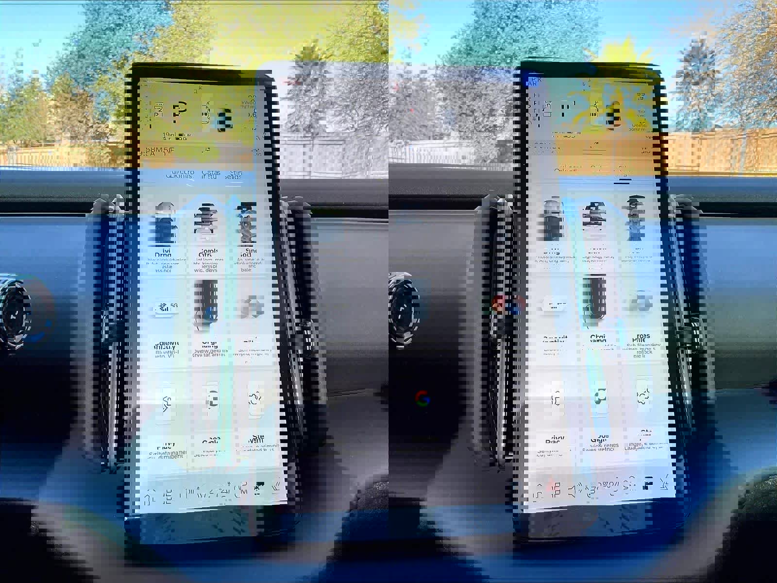 New 2026 Volvo EX30 Plus w/ Climate Package image 22