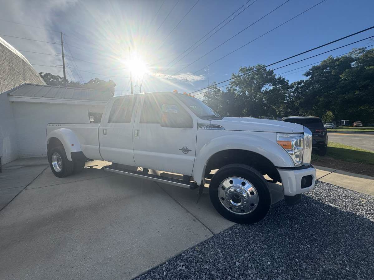 Used 2015 Ford F450 Platinum AWD/4WD image 4