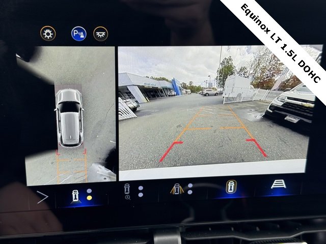 Used 2025 Chevrolet Equinox LT w/ Safety and Technology Package image 24