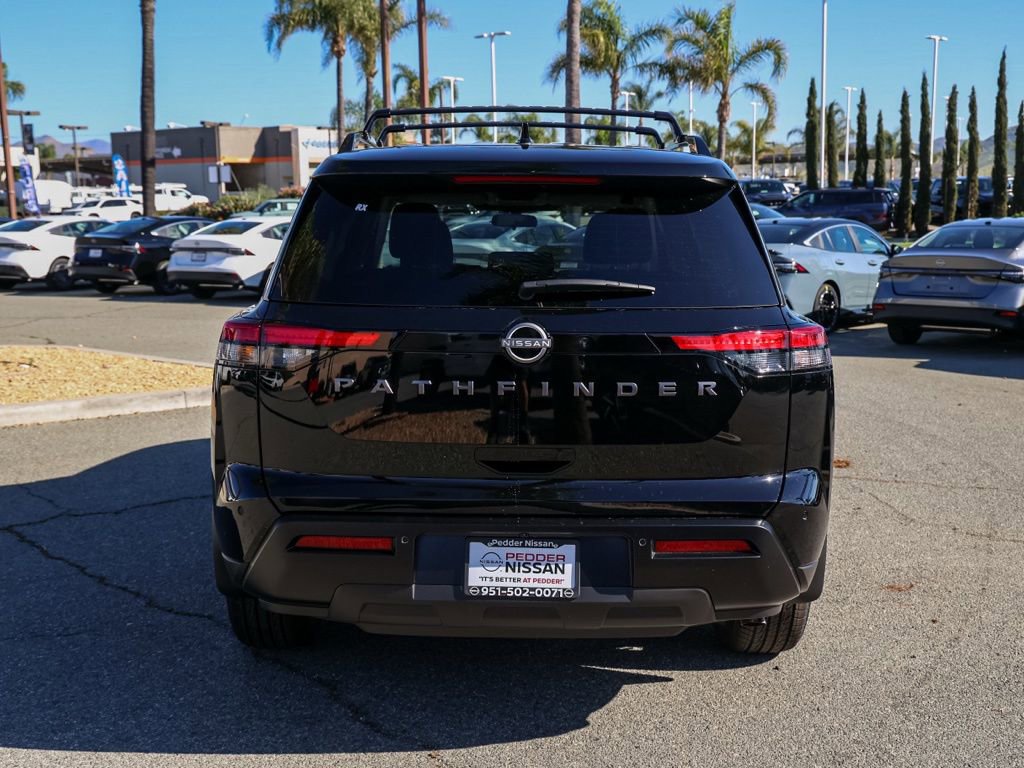 New 2026 Nissan Pathfinder SV image 5