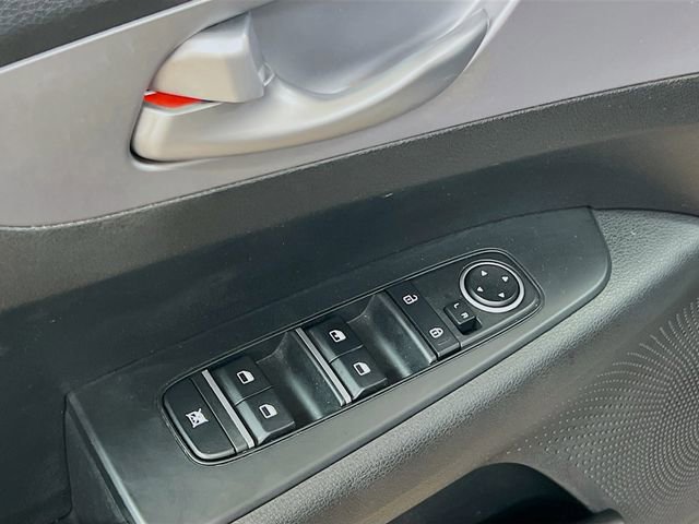 Certified 2023 Kia Forte LXS image 17